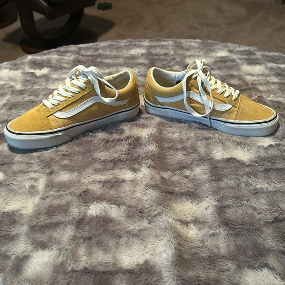 Vans Unisex Old Skool Skate Shoes, Cyber Yellow and white/ EUC - Picture 3 of 5